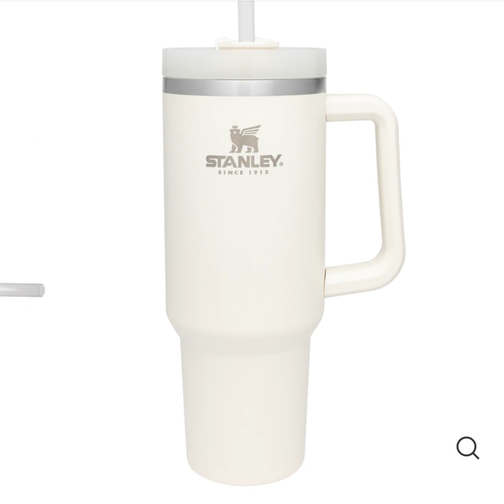 NEW. Stanley Adventure Quencher Tumbler - CREAM 40oz